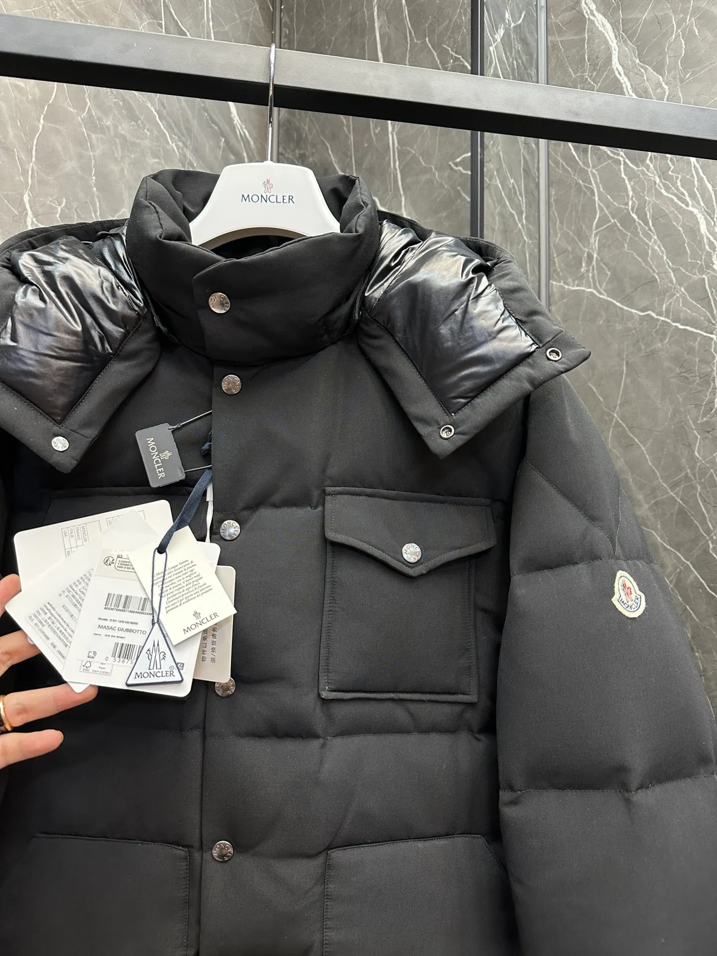 ⬆️Moncler Fornas . . . , . NFC . . 🎁. . Fornas ， ， 。 Fornas ， 。 ， ， 。 ， ， ， 。 • • • • • • • • • Size : 1-5 Black D 7872087620